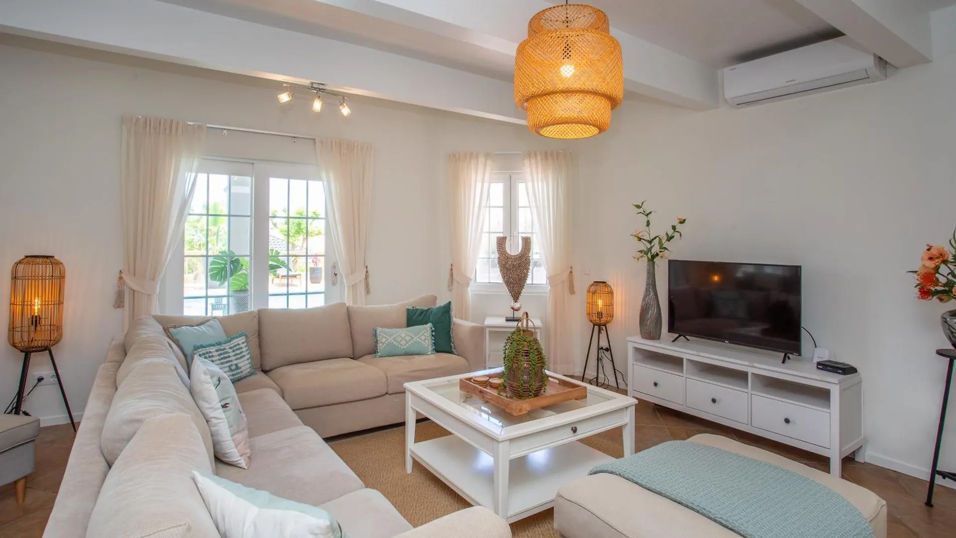 The Tropicana Beach Villa Jan Thiel Curacao