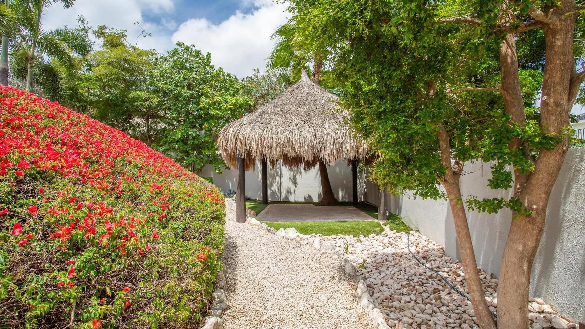 The Tropicana Beach Villa Jan Thiel 0*,  Curacao