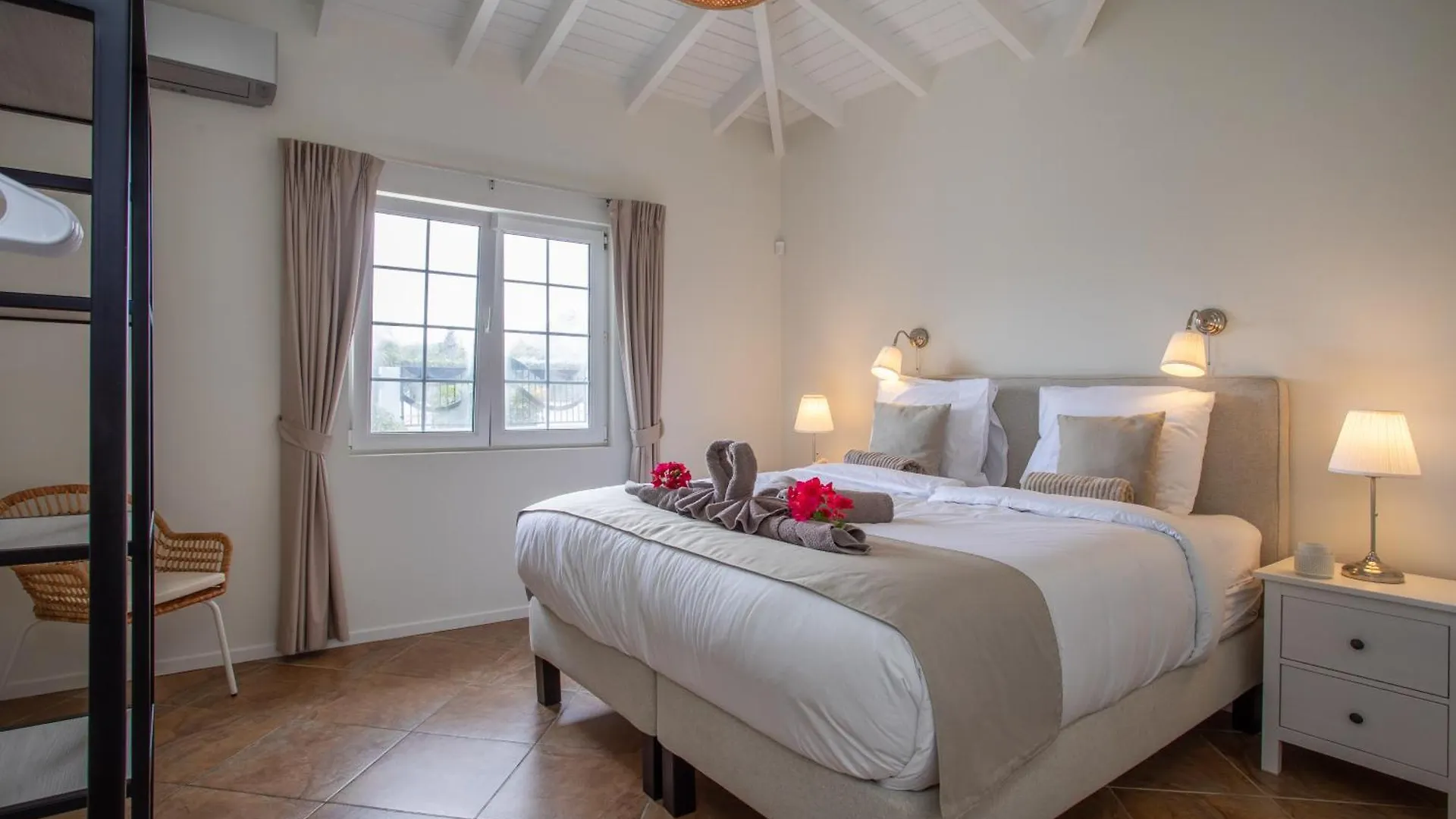The Tropicana Beach Villa Jan Thiel