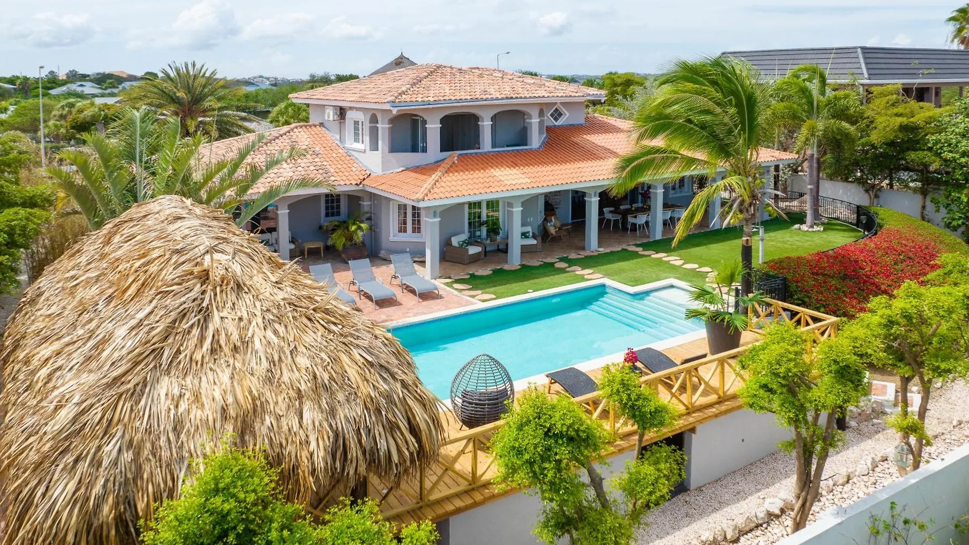 The Tropicana Beach Villa Jan Thiel